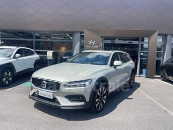 VOLVO V60 (2E GENERATION) CROSS COUNTRY II D4 AWD 190 CROSS COUNTRY PRO GEARTRONIC 8