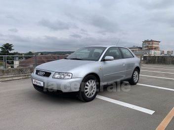 AUDI A3 1.8 AMBIENTE BVA 3P