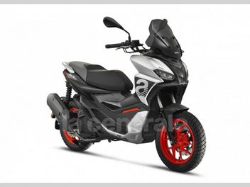 APRILIA SR GT 125