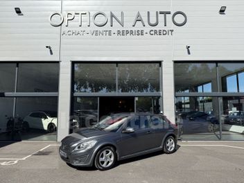 VOLVO C30 (2) D2 115 MOMENTUM