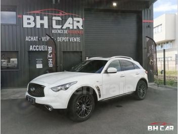 INFINITI 