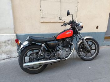 YAMAHA SR 400
