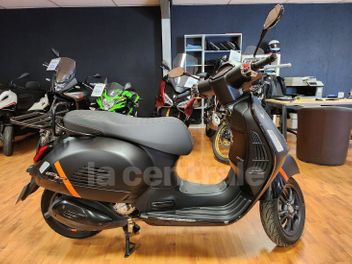 PIAGGIO GTS IE 300