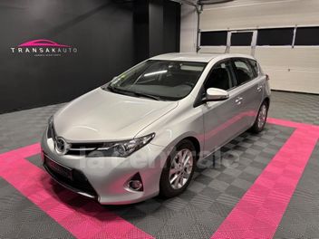 TOYOTA AURIS 2 II 124 D-4D FAP DYNAMIC