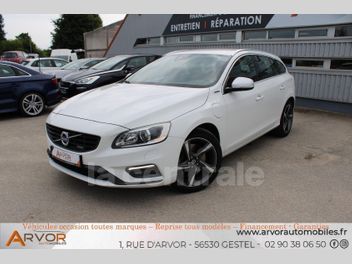 VOLVO V60 (2) D6 PLUG-IN HYBRID TWIN ENGINE R-DESIGN