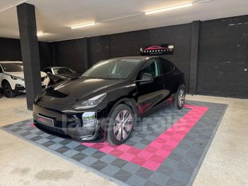 TESLA MODEL Y 300 LONG RANGE RWD