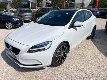 VOLVO V40 (2E GENERATION) II D2 120 MOMENTUM GEARTRONIC 6