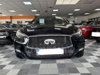 INFINITI 
