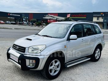 TOYOTA RAV 4 (2E GENERATION) II (2) 115 D-4D GX 5P