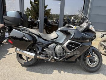 TRIUMPH TROPHY 1200 SE
