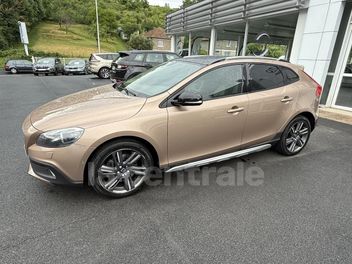 VOLVO V40 (2E GENERATION) CROSS COUNTRY II CROSS COUNTRY T4 180 SUMMUM POWERSHIFT 6