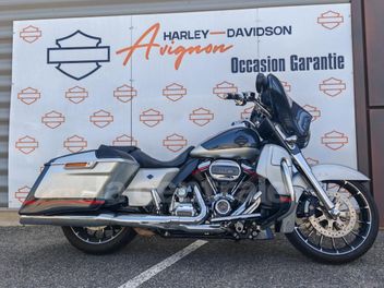 HARLEY DAVIDSON TOURING STREET GLIDE 1868 CVO