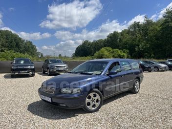 VOLVO V70 (2E GENERATION) II D5 SUMMUM