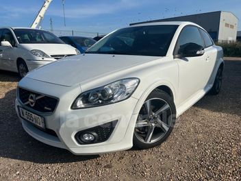 VOLVO C30 (2) D2 115 R-DESIGN