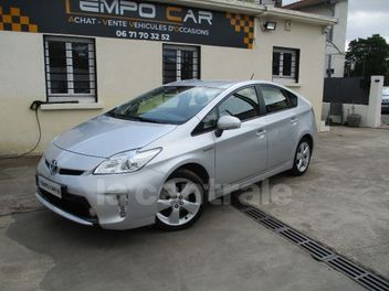 TOYOTA PRIUS 3 III 136H DYNAMIC