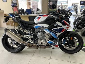 BMW M 1000 RR 1000