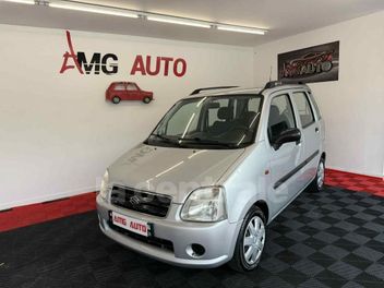 SUZUKI 