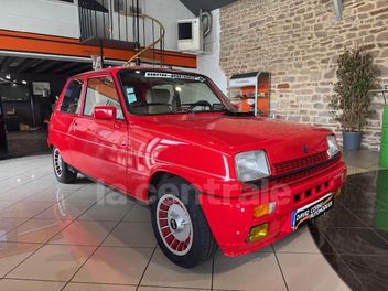 RENAULT 