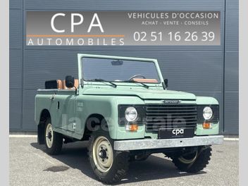 LAND ROVER 