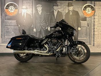 HARLEY DAVIDSON TOURING STREET GLIDE 1923 ST