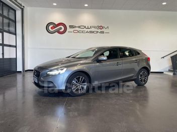 VOLVO V40 (2E GENERATION) II (2) 2.0 D2 120 MOMENTUM BUSINESS GEARTRONIC 6