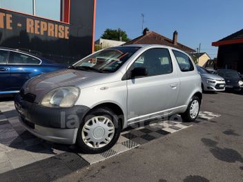 TOYOTA YARIS 1.0 LINEA SOL 3P