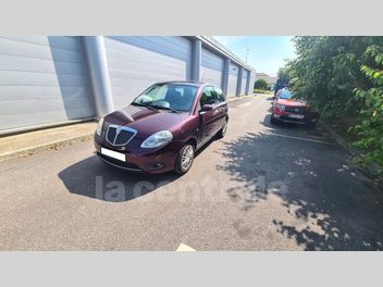 LANCIA YPSILON 2 II (2) 1.4 8V 77 PLATINO