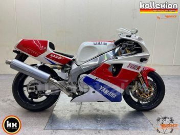 YAMAHA FZR 750 R OW 01