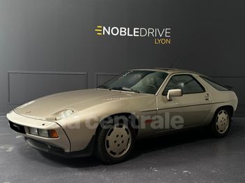 PORSCHE 