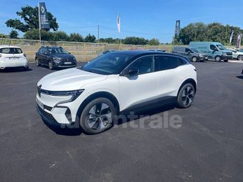 RENAULT MEGANE 5 V E-TECH 220 AUTONOMIE CONFORT AC7 GSR2 TECHNO 60 KWH