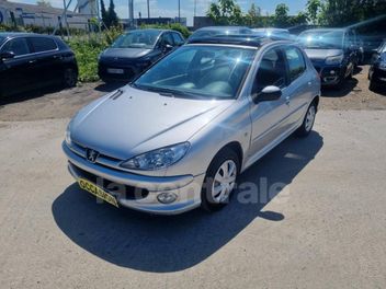 PEUGEOT 