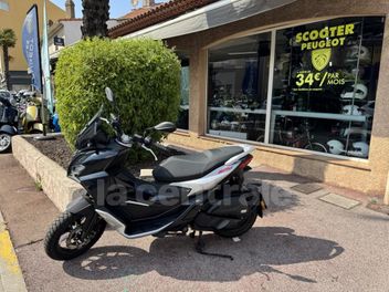APRILIA SR GT 125