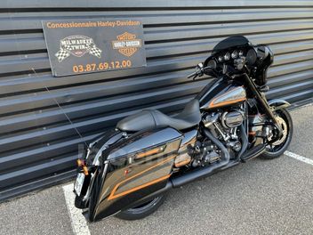 HARLEY DAVIDSON TOURING STREET GLIDE SPECIAL 1868