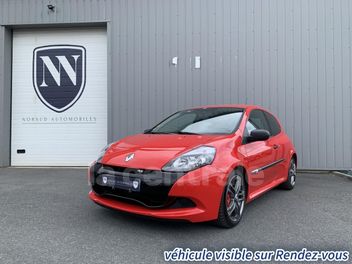 RENAULT CLIO 3 RS III (2) 2.0 16V 203 RS REDBULL