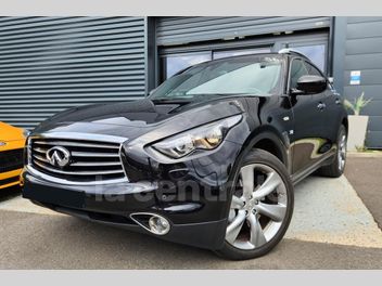 INFINITI 