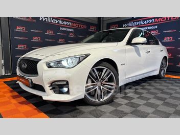 INFINITI 