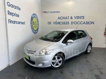 TOYOTA AURIS 132 VVT-I CONNECT 5P
