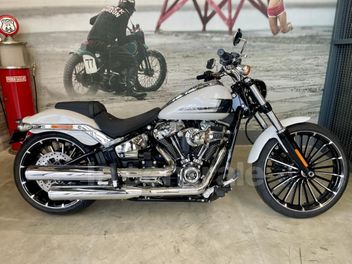 HARLEY DAVIDSON SOFTAIL BREAKOUT 1923