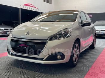 PEUGEOT 208 (2) 1.2 PURETECH 82 STYLE 5P