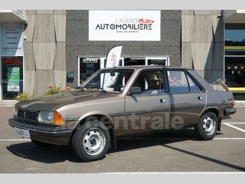PEUGEOT 