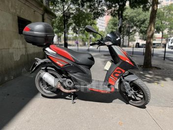 APRILIA SR 50 MOTARD