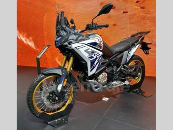 VOGE DS 800 RALLY 