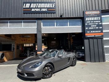 PORSCHE 