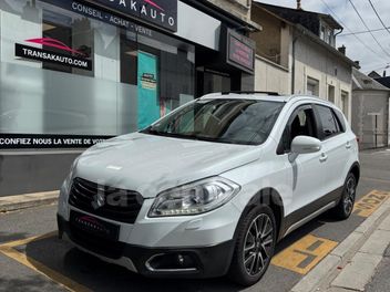 SUZUKI 