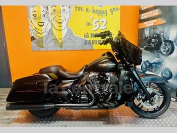 HARLEY DAVIDSON TOURING STREET GLIDE SPECIAL 1868