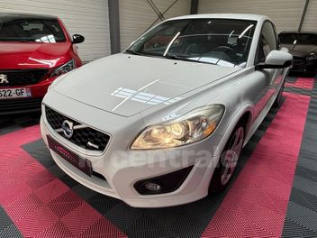 VOLVO C30 (2) D2 115 R-DESIGN EDITION