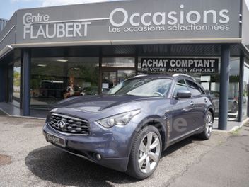 INFINITI 