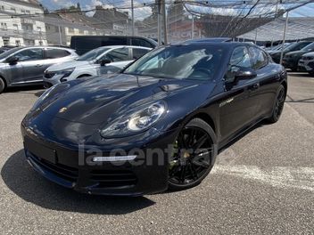 PORSCHE 
