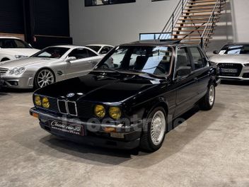 BMW SERIE 3 E30 (E30) 323I 4P