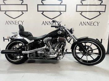 HARLEY DAVIDSON SOFTAIL BREAKOUT 1690